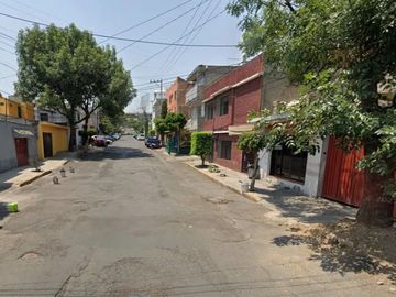 Casa en venta calle Calle 4 Ote 48 isidro Fabela Tlalpan