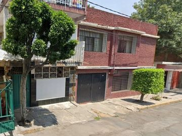 Casa en venta calle Calle 4 Ote 48 isidro Fabela Tlalpan
