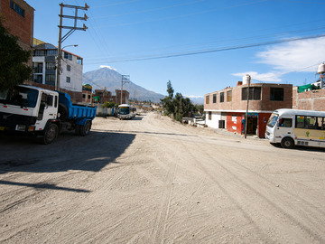 TERRENO EN VENTA EN FUNDO CABRERÍAS – CERRO COLORADO
