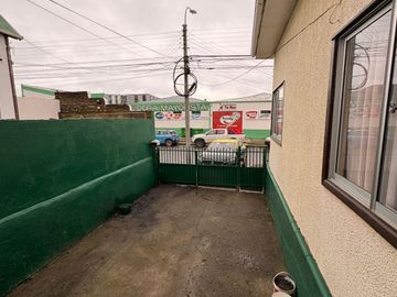 CASA 1 PISO EN ARMANDO SANHUEZA PUNTA ARENAS XII REGIÓN