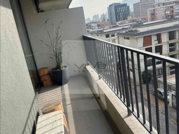 Espectacular Tríplex con Terraza Privada en Providencia