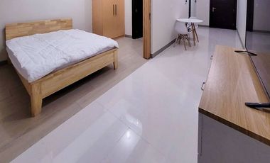 FOR SALE: 1 Bedroom Unit at Uptown Parksuites, BGC, Taguig City
