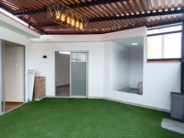 4 Dormitorios + Terraza Privada: El Dúplex Ideal para tu Familia en Chorrillos