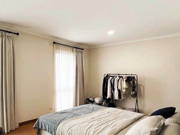 Dijual Rumah di Cluster Carson Semi Furnish