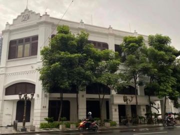 Tanah Dan Bangunan  Genteng