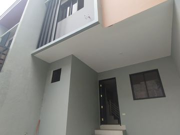 2 Storey Townhouse For Sale in Mambugan Antipolo 3 Bedrooms near Xentro Mall RG