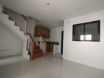 2 Storey Townhouse For Sale in Mambugan Antipolo 3 Bedrooms near Xentro Mall RG