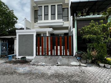 Rumah Modern Baru Gress di Perumahan Pondok Benowo Indah Surabaya Barat