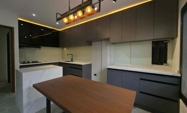 Brand new 4-Bedrooms Townhouse for sale in Tisa Cebu City with roofdeck
