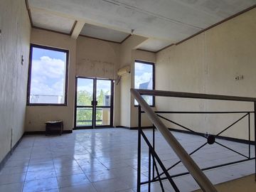 Ruko 2.5 Lantai Pondok Tjandra Sidoarjo - RK007ARB
