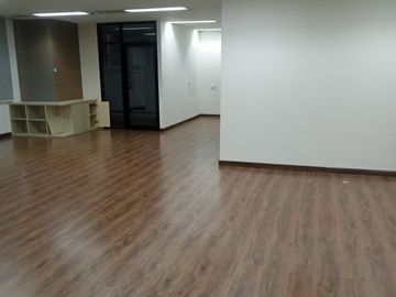 Kantor Sewa Area Sudirman di Wisma Nugra Sentana 116.99 Sqm Fitted Dekat TJ