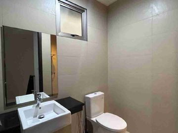 JUAL RUMAH PIK2 8 X 12,5 HAWAII