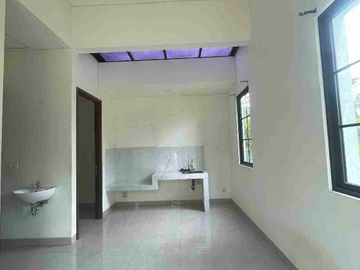Dijual rumah Hook cantik Citra Garden Bintaro