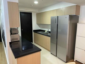 3 Bedroom with Parking For Rent The Veranda Arca South Taguig