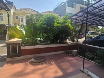 DIJUAL CEPAT RUMAH SEMI FURNISHED TAMAN BELAKANG LUAS @RUMAH FLORENCE PIK 1