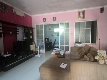 DIJUAL CEPAT RUMAH SEMI FURNISHED TAMAN BELAKANG LUAS @RUMAH FLORENCE PIK 1