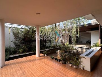 DIJUAL Rumah Hook Modern Tropis dengan Swimming Pool di Blok Terdepan Pondok Blimbing Indah, Araya Malang
