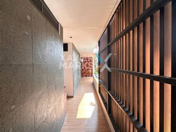 DIJUAL Rumah Hook Modern Tropis dengan Swimming Pool di Blok Terdepan Pondok Blimbing Indah, Araya Malang