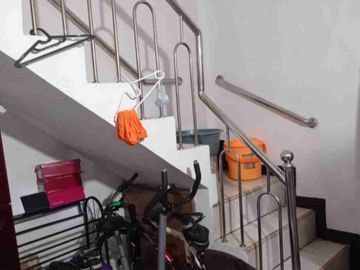 Dijual rumah Dekat Stasiun PERUMNAS KLENDER Jakarta Timur