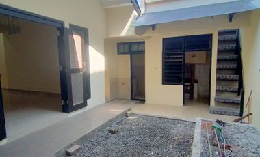 A201 SEWA RUMAH AREA DHARMAHUSADA INDAH, GUBENG, SURABAYA TIMUR, SIAP HUNI