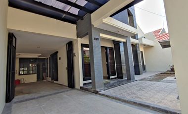 A201 SEWA RUMAH AREA DHARMAHUSADA INDAH, GUBENG, SURABAYA TIMUR, SIAP HUNI