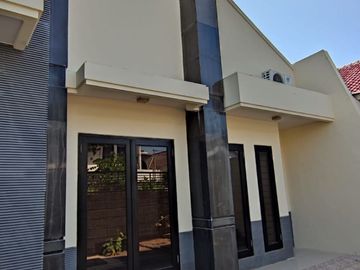 A201 SEWA RUMAH AREA DHARMAHUSADA INDAH, GUBENG, SURABAYA TIMUR, SIAP HUNI