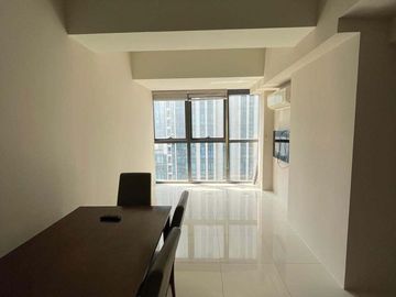 2 Bedroom condo unit For Sale in Uptown Ritz Residence at Taguig City