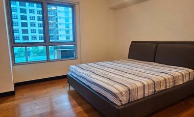 NICE 1 BEDROOM IN ONE SERENDRA WEST TOWER BGC