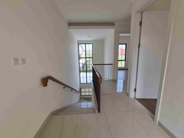 Disewakan Rumah di Cluster Bayu Premier Suvarna Sutera