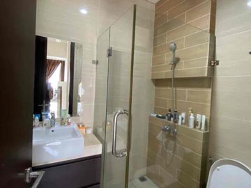 rumah 2 lantai prestigia BSD lokasi strategis baru renovasi