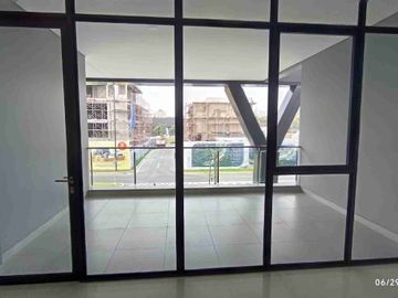 Oxford Square Yosega 2 Muka 4 Lantai Kawasan Victoria Central  District Gading Serpong