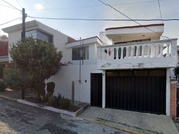 CASA EN VENTA, C. GRAL. MIGUEL NEGRETE COL. LOMAS DE LORETO MUN. PUEBLA C.P. 72260 PUEBLA