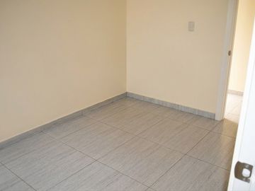 Dpto En 1Er Nivel Elevado De 107 M2 En Calle Collasuyo 251 San Miguel-Vista Exterior Frente A Parque