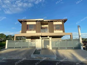 Colinas Verdes Brand new House and lot with pool