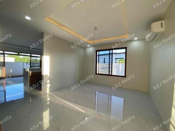 Colinas Verdes Brand new House and lot with pool