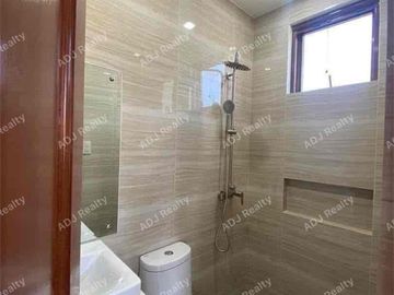 Colinas Verdes Brand new House and lot with pool