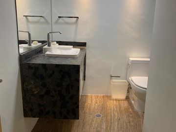 Excelente Departamento, piso 3.