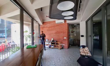 OFFICE BUILDING FOR LEASE IN MANDALUYONG