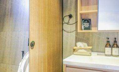 OFFICE BUILDING FOR SALE IN MANDALUYONG