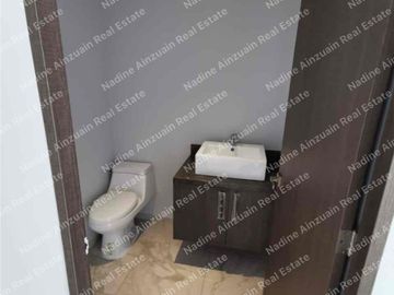 SE RENTA DEPARTAMENTO DE 1 RECÁMARA EN RESIDENCIAL ARBOLADA CANCÚN, AMENIDADES, SEGURODAD 24 HORAS. SOBRE AVENIDA HUAYACAN.