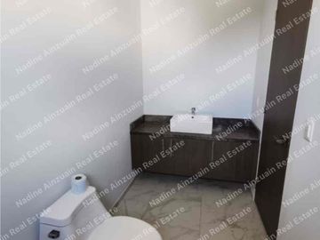 SE RENTA DEPARTAMENTO DE 1 RECÁMARA EN RESIDENCIAL ARBOLADA CANCÚN, AMENIDADES, SEGURODAD 24 HORAS. SOBRE AVENIDA HUAYACAN.