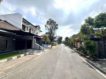 Dijual Rumah Full Furnished di Perumahan Premium Sulfat Malang