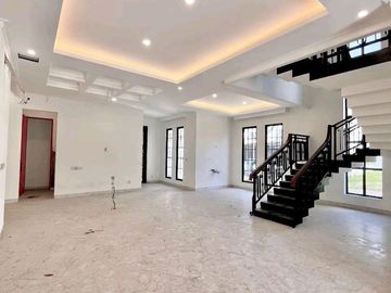 RUMAH WOODLAND CITRALAND• Hadap Utara Barat*BRAND NEW AMERICAN STYLE