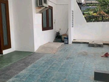 RON.A2720 RUMAH NGINDEN INTAN TIMUR SURABAYA LOKASI NYAMAN SIAP HUNI