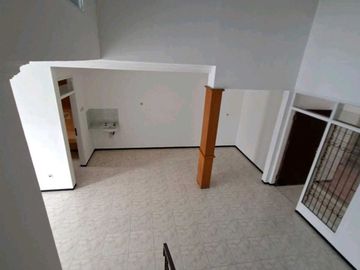 RON.A2720 RUMAH NGINDEN INTAN TIMUR SURABAYA LOKASI NYAMAN SIAP HUNI