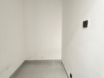 Dijual Rumah Mewah BSD City Hoek, Eternity Icon