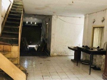 DIJUAL RUMAH HITUNG TANAH DI SAYAP SUDIRMAN BANDUNG