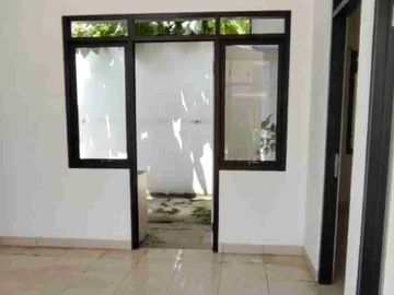 dijual rugi rumah murah di villagio luas 96 citra raya Cikupa Tangerang
