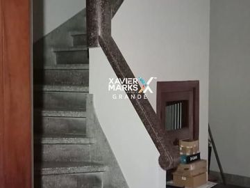 Disewakan Gedung 2 lantai Lokasi Strategis di area Sukun, Tengah Kota Malang