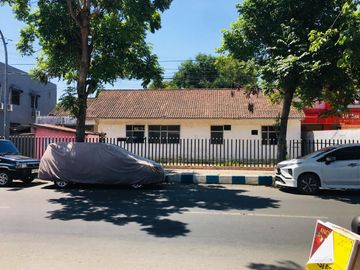 Dijual Tanah dan Bangunan Seluas 4.974 m2 di Pasuruan - Jawa Timur